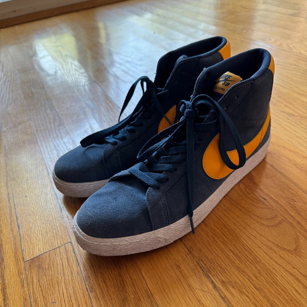 Nike Mid Blazers - Blue & Yellow